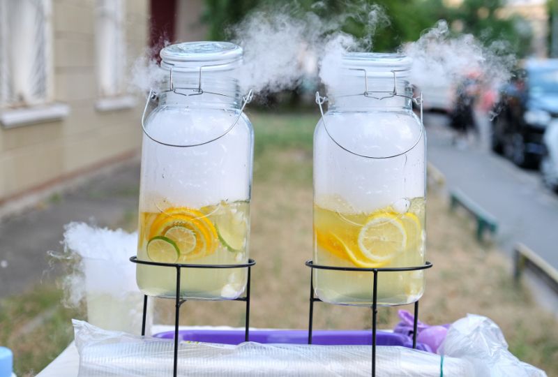 Man ruptures stomach consuming beverage mixed with liquid nitrogen